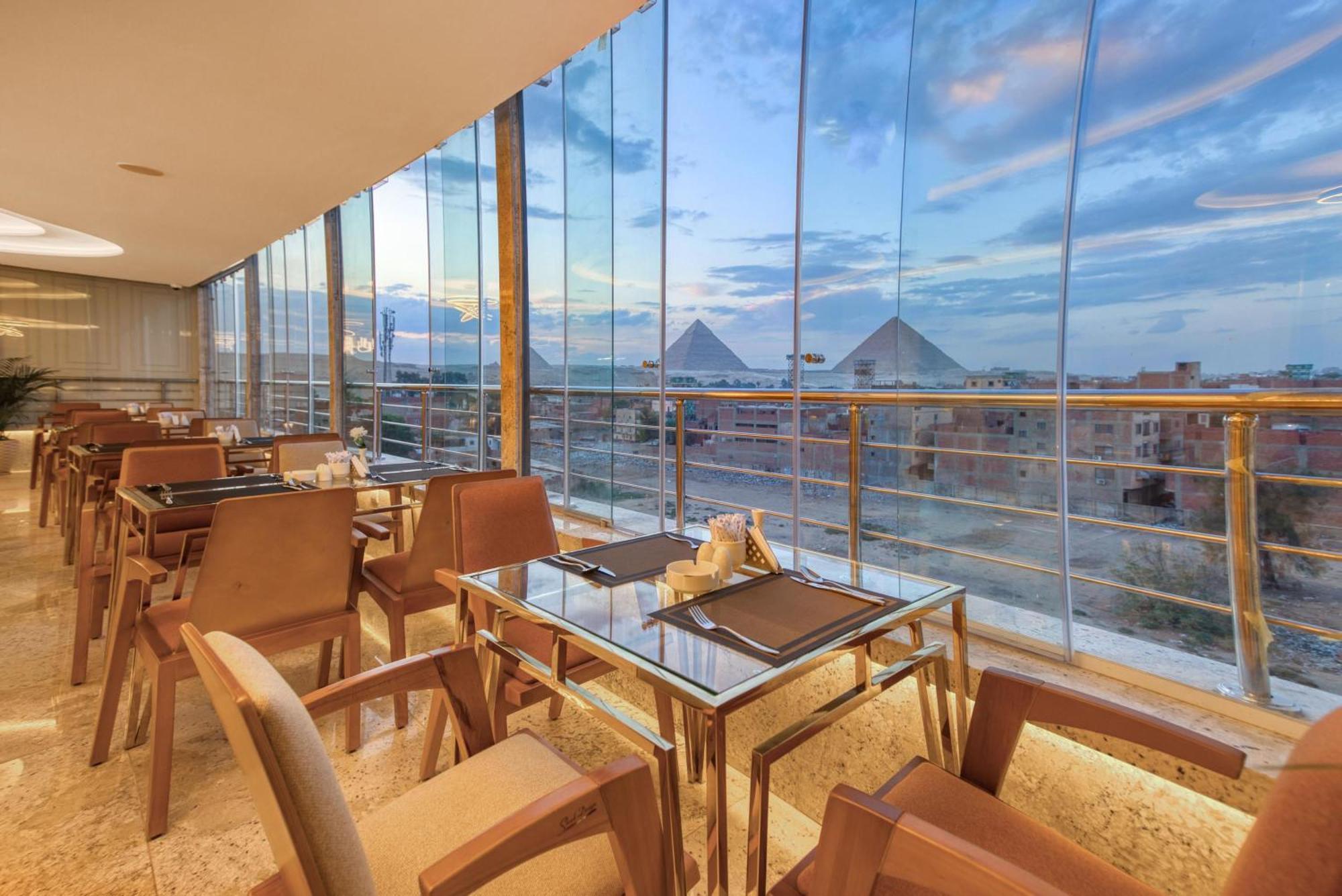 Pyramids Plateau Hotel Kafret el-Gabal Eksteriør bilde